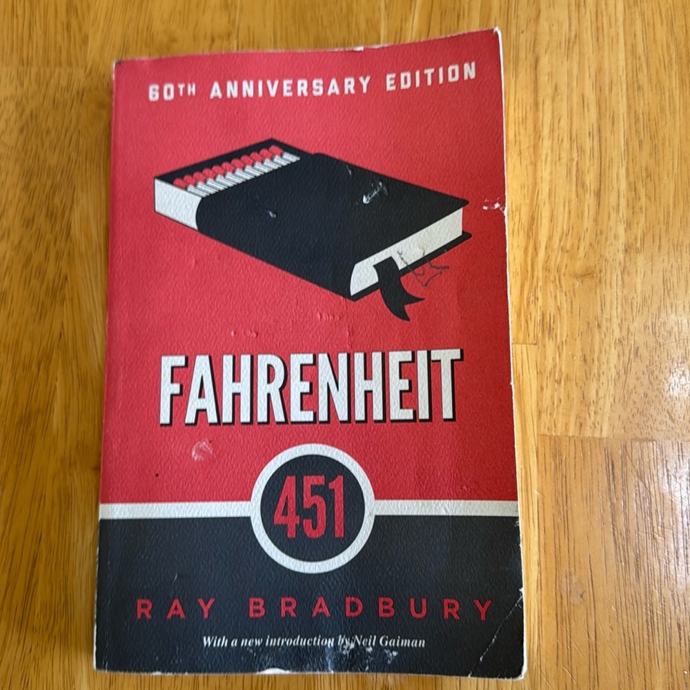 🛑LAST CHANCE! Fahrenheit 451 Paperback Novel Book Reading High School College